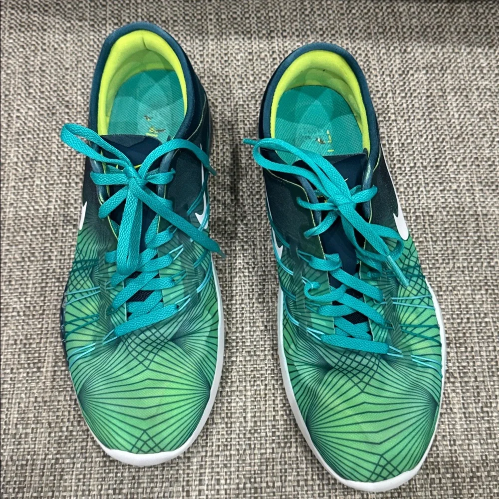 Nike Teal and Navy Sneakers‎ women’s size 9.5